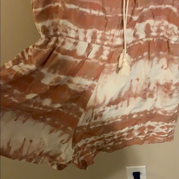 Romper - Picture 4 of 4